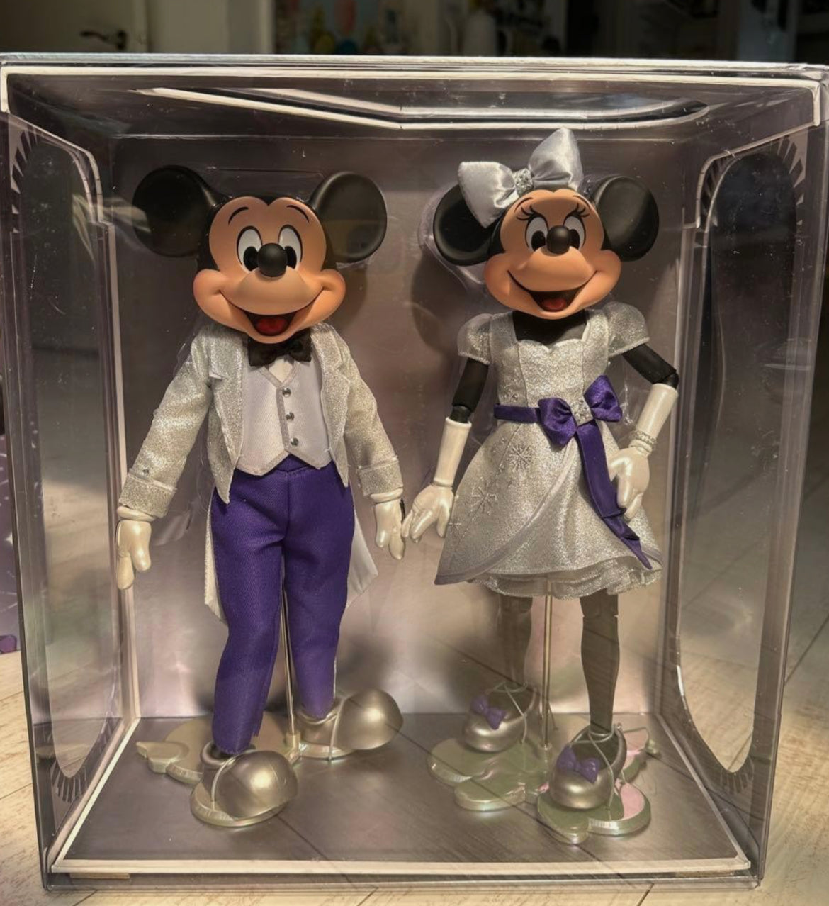 Bonecos Mickey e Minnie