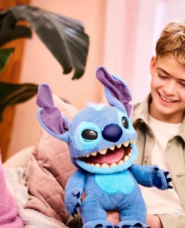 Pelúcia Stitch animatronic importado