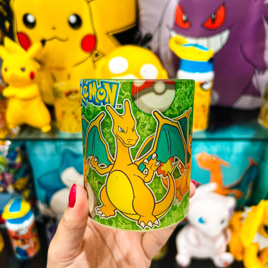 Caneca charizard
