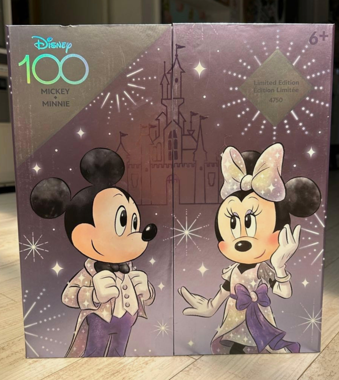 Bonecos Mickey e Minnie