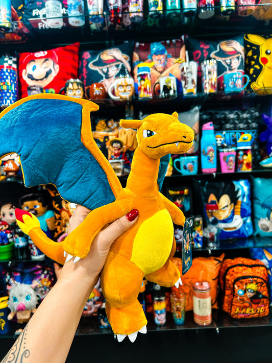 Pelúcia charizard