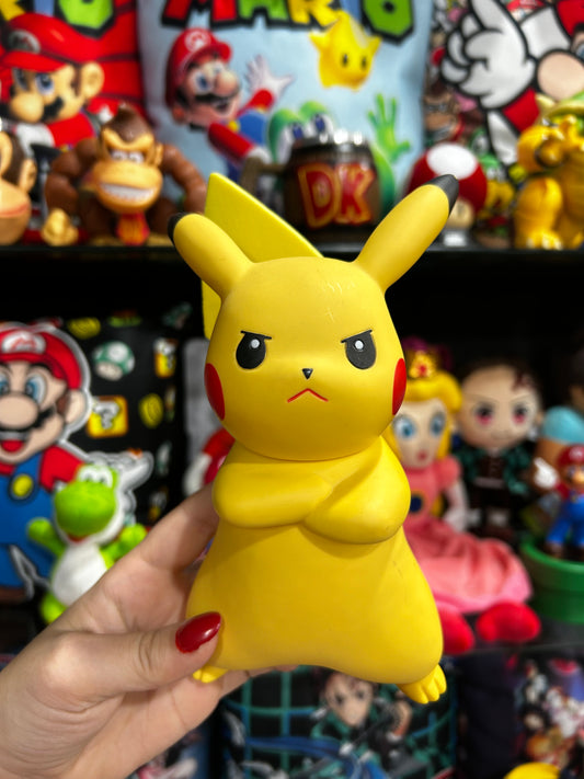 Boneco pikachu vinil