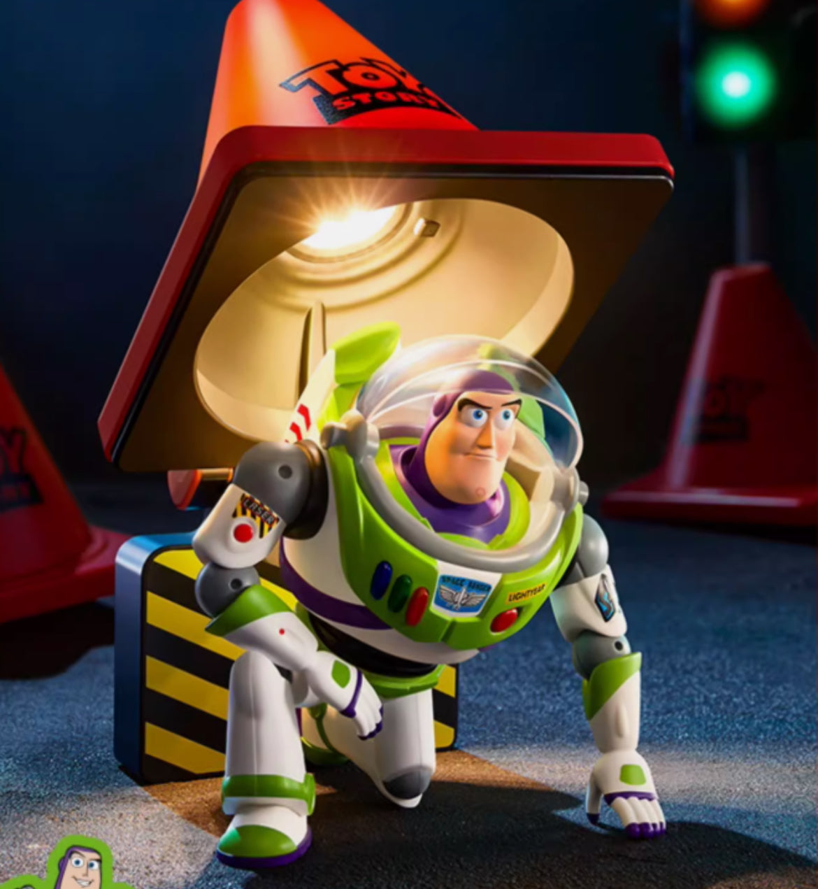 Luminária Buzz Ligthtear Orlando
