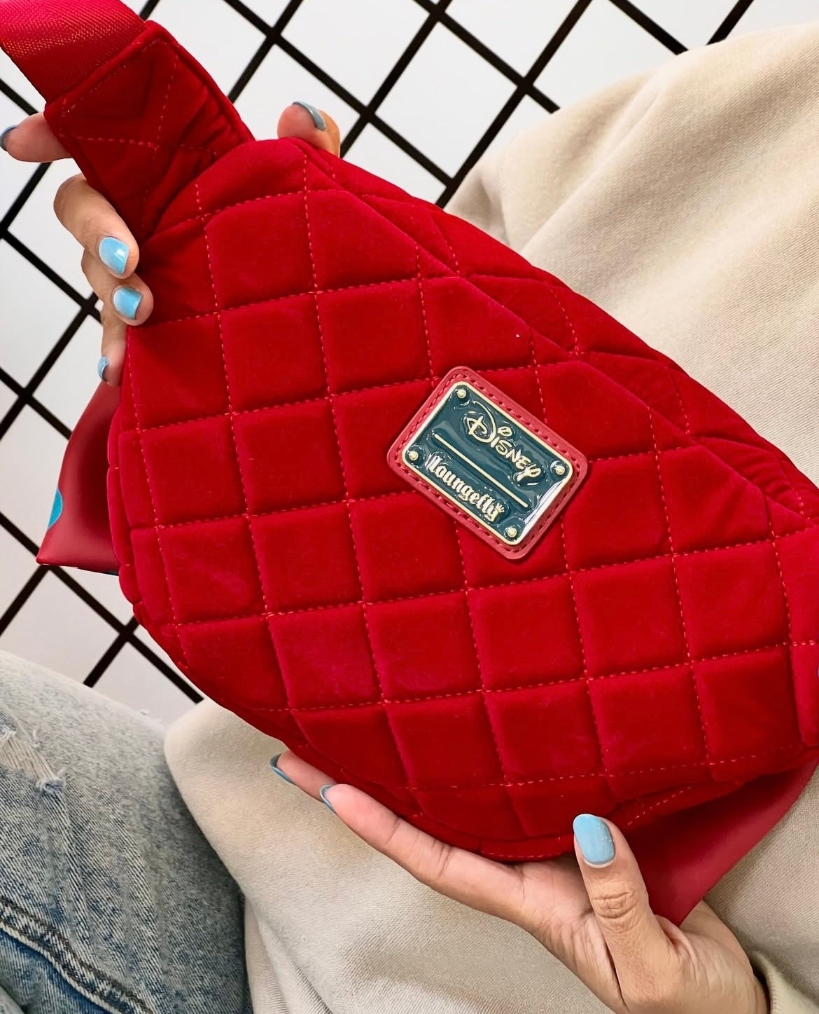 Bolsa lateral branca de neve
