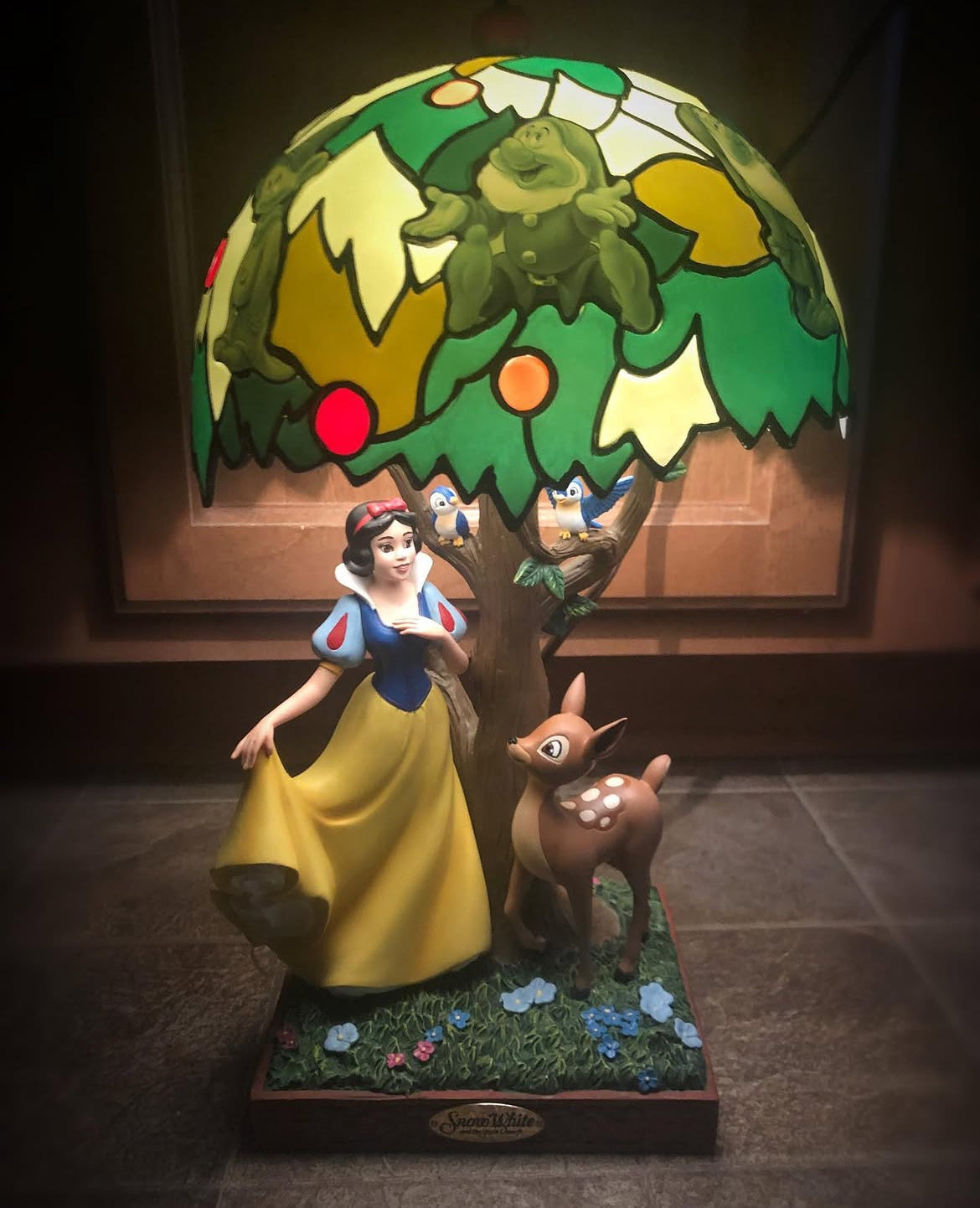 Luminária Branca de neve