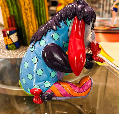 Estátua Bisonho