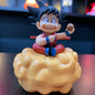 Boneco Goku na nuvem